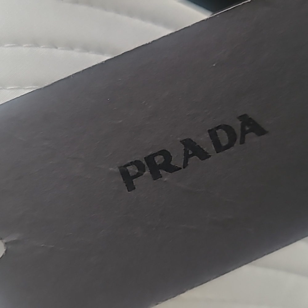 Bucket hat - Picture 3 of 3